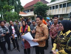 Temui Aksi Mahasiswa, Bupati Sidoarjo Sampaikan Sejumlah Program Strategis