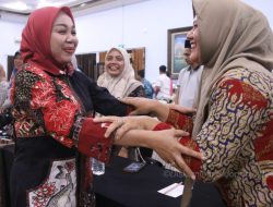 Plt Ketua TP PKK Sidoarjo dr Sriatun Subandi Apresiasi Pelatihan Pelayanan Kesehatan Tradisional oleh Dinkes Sidoarjo