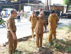 Wabup Sidoarjo Sidak Rencana Betonisasi Jalan Lingkar Timur Sepanjang 1,8 Km. Tindak lanjut keluhan Warga .