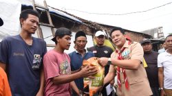 Bupati Sidoarjo H.Subandi Siapkan Bantuan Perbaikan Rumah Terdampak Angin Putingbeliung di prasung